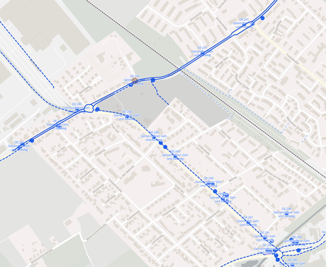 Screenshot Radinfra und Mapillary Verkehrszeichen – Radinfrastruktur eingetragen